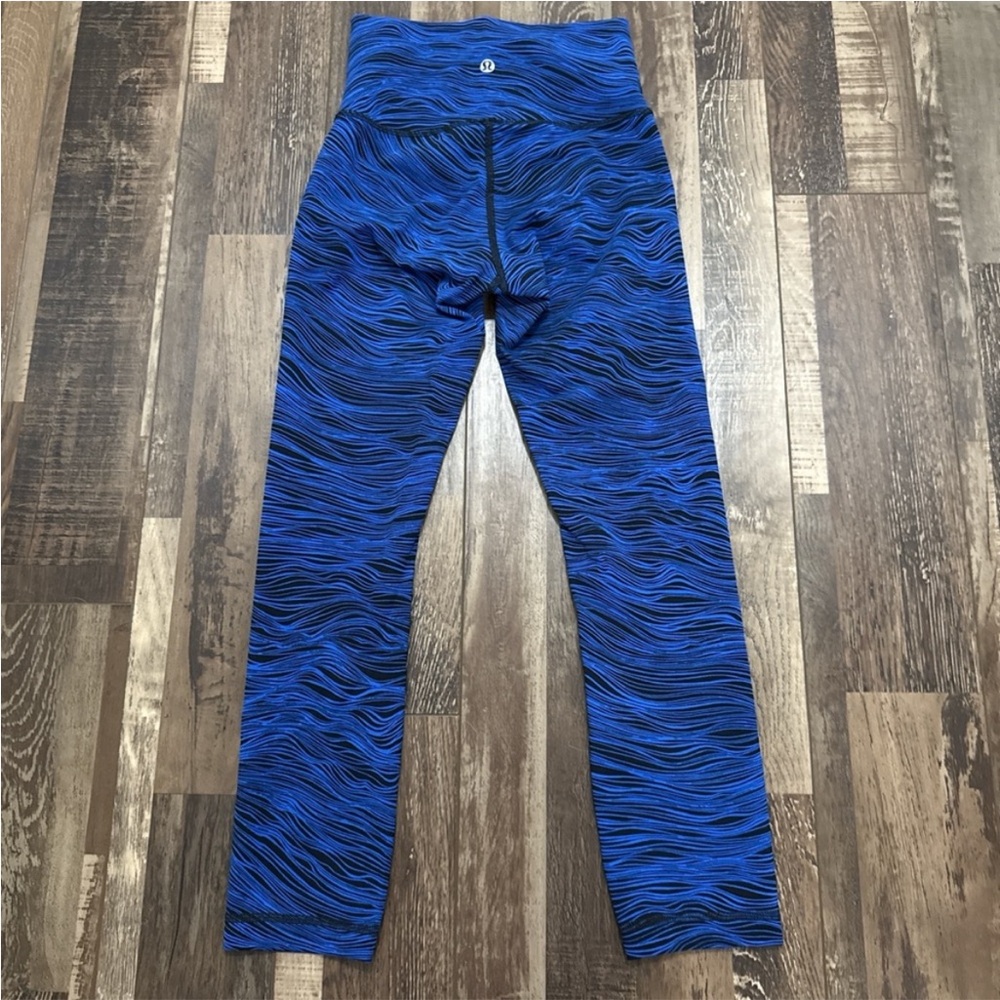 Lululemon Athletica Vibrant Blue Patterned Leggings